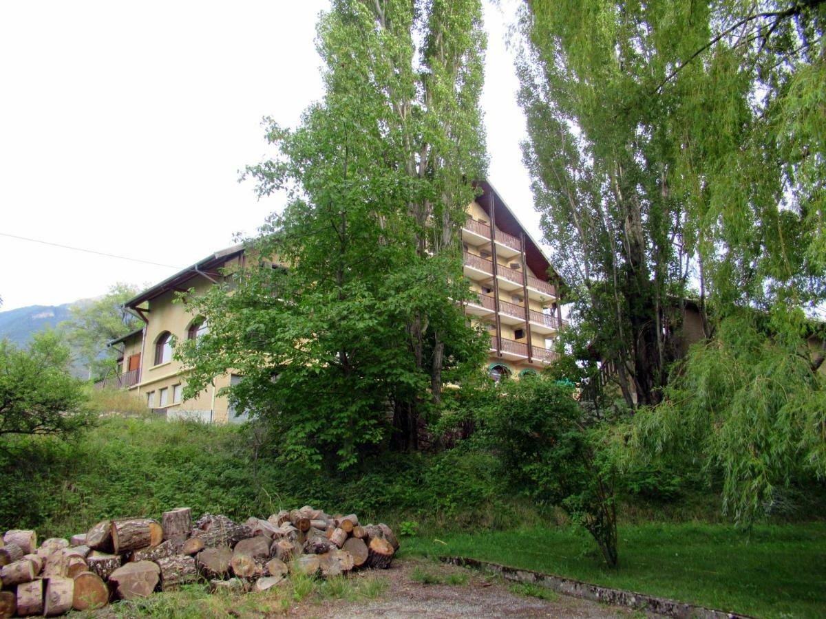 Hotel Les Barnieres Guillestre Exterior photo